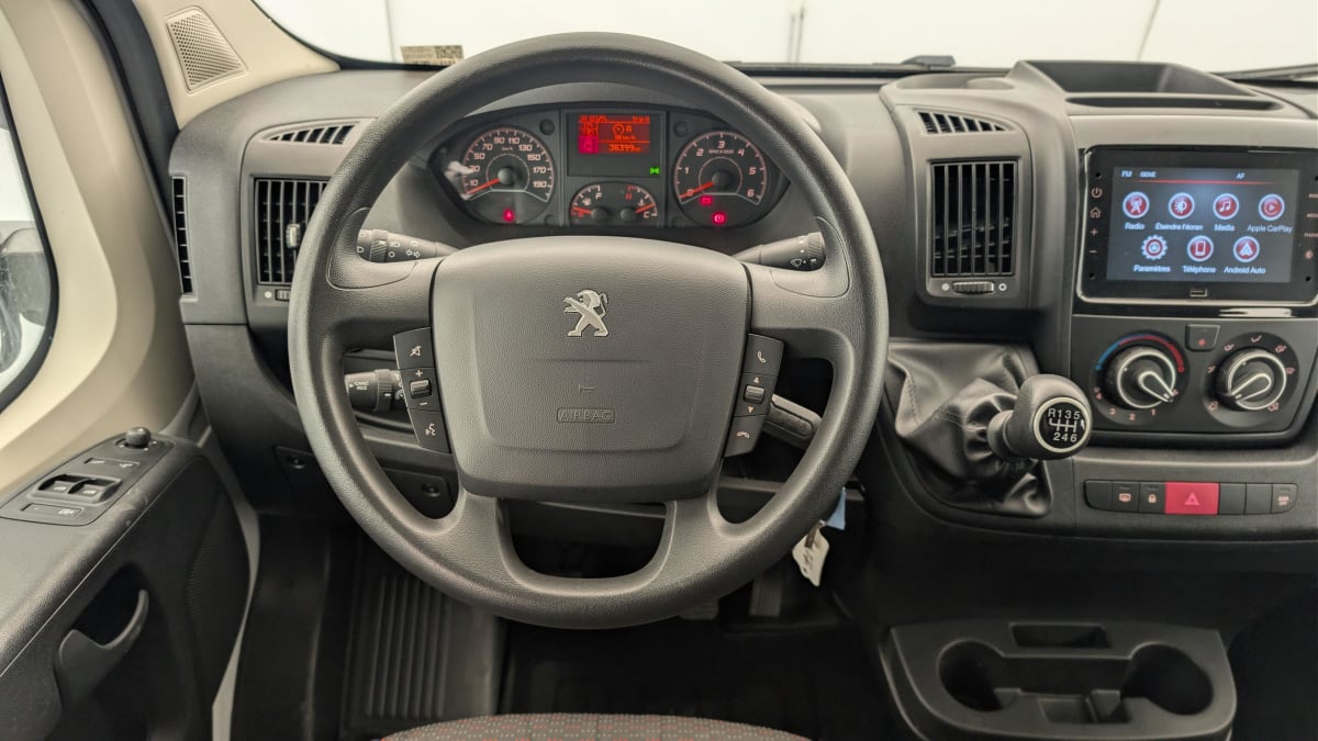 Peugeot BOXER FOURGON - Image 14