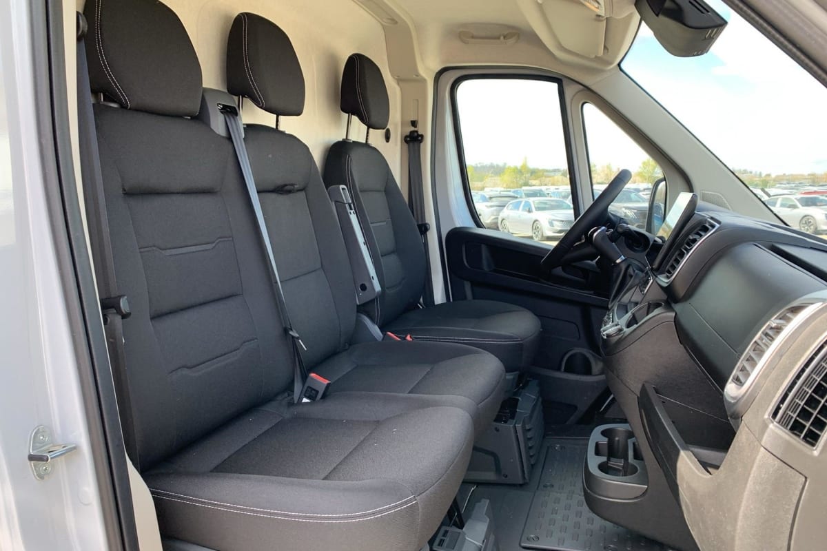 Peugeot BOXER FOURGON - Image 9