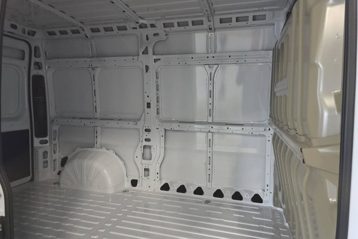 Peugeot BOXER FOURGON - Image 10