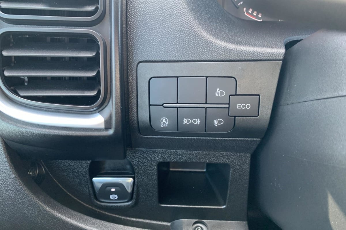 Peugeot BOXER FOURGON - Image 19