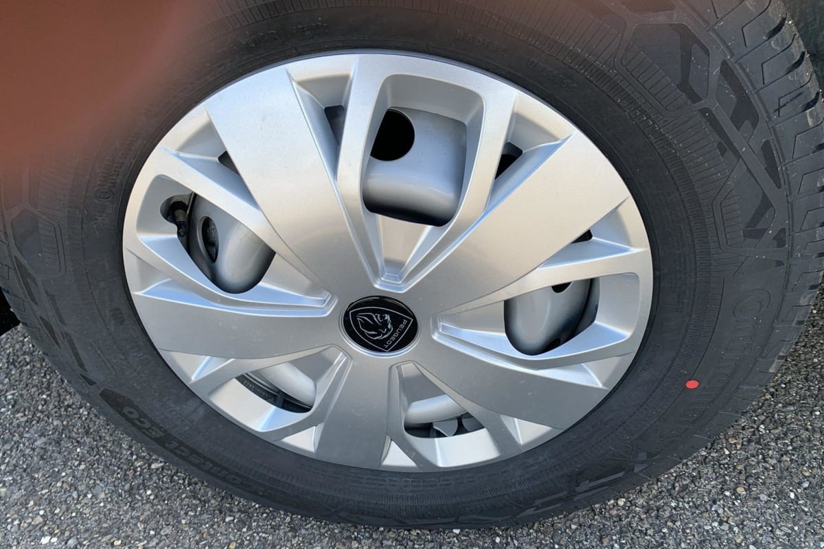 Peugeot BOXER FOURGON - Image 21