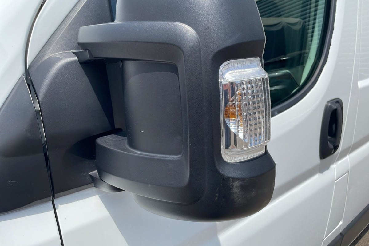 Peugeot BOXER FOURGON - Image 23