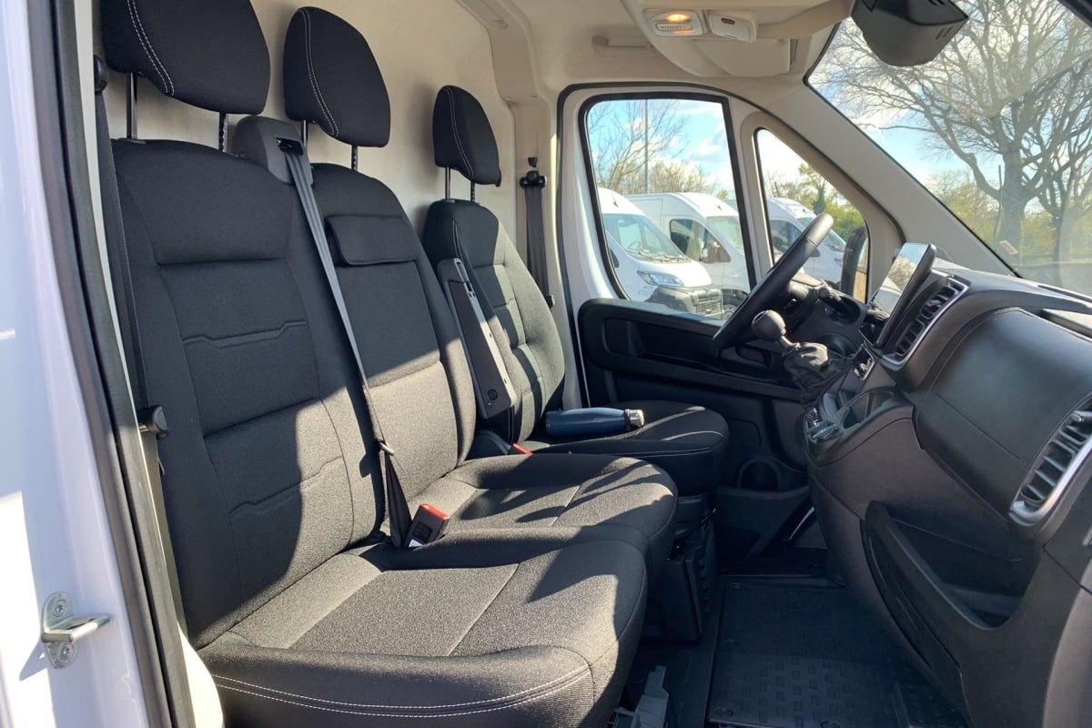 Peugeot BOXER FOURGON - Image 9