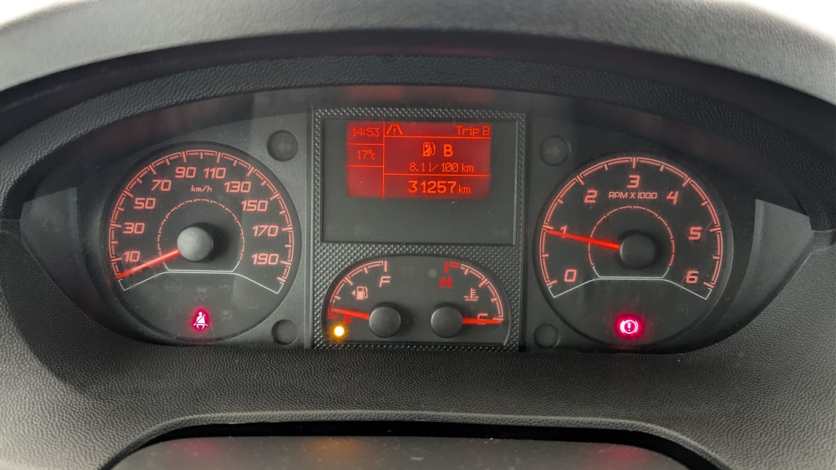 Peugeot BOXER FOURGON - Image 20