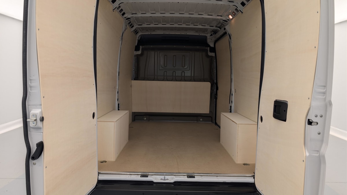 Peugeot BOXER FOURGON - Image 11