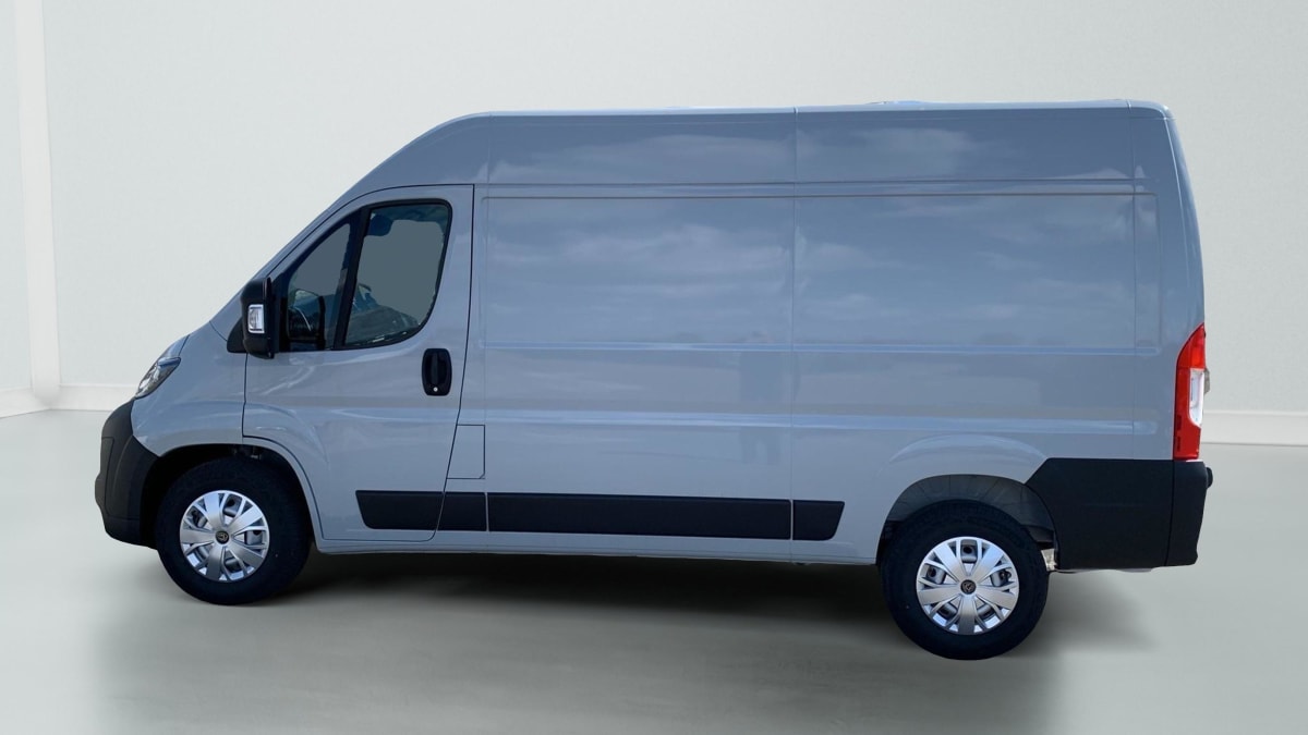Peugeot BOXER FOURGON - Image 4
