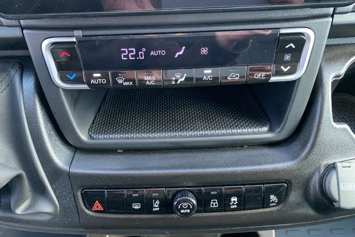 Peugeot BOXER FOURGON - Image 16