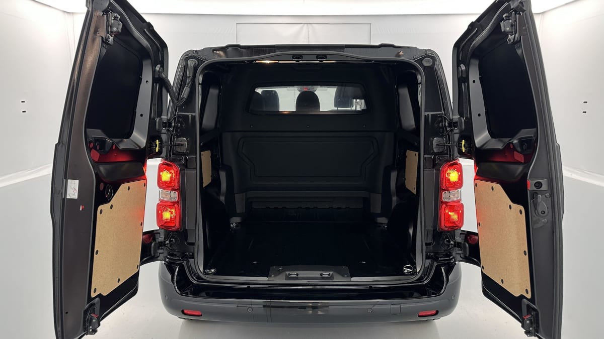 PEUGEOT EXPERT CA EXPERT CA M 2.0 HDI 180CH EAT8