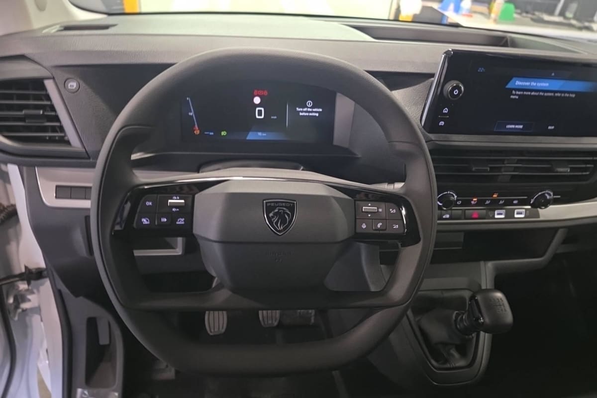 Peugeot Expert Fourgon - Image 14