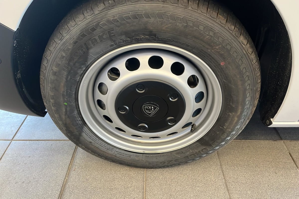 Peugeot Expert Fourgon - Image 19