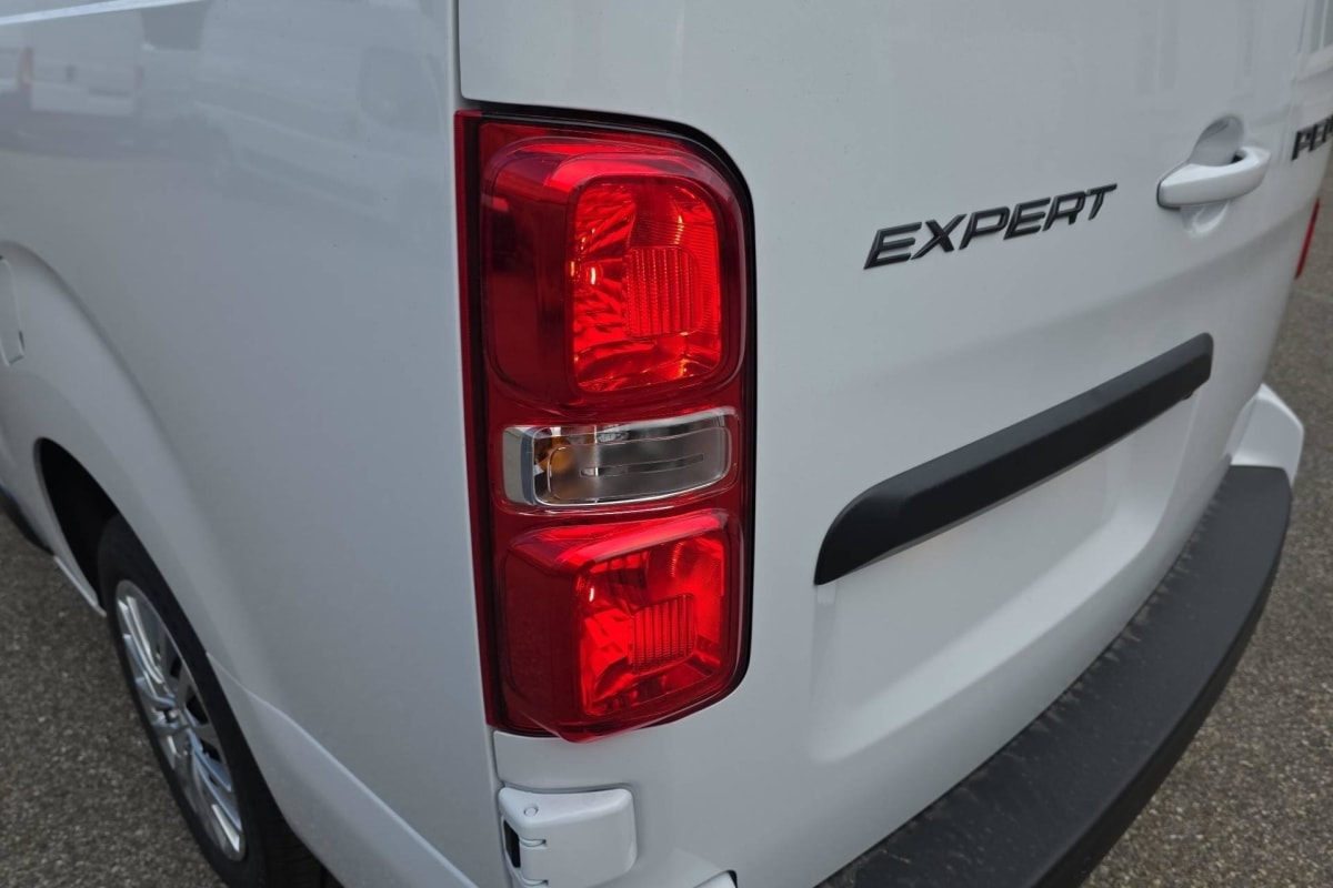 Peugeot Expert Fourgon - Image 21