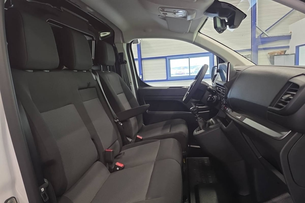 Peugeot Expert Fourgon - Image 9