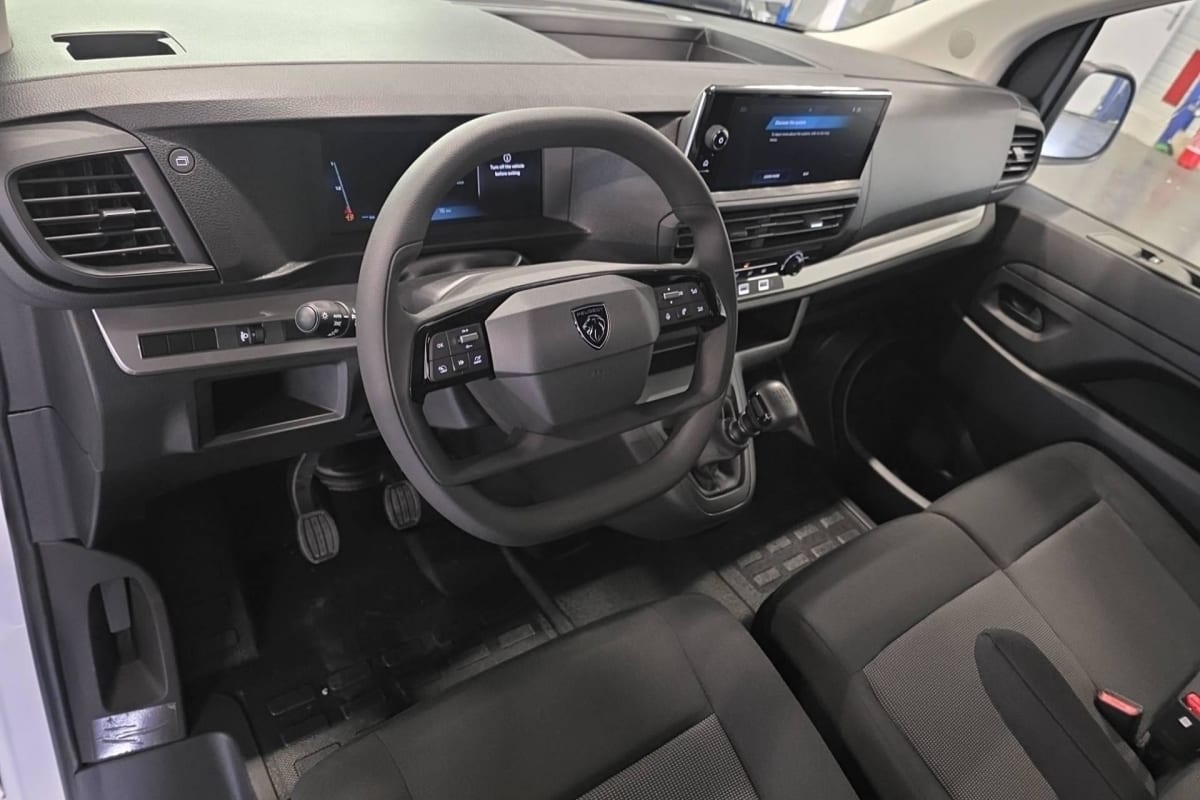 Peugeot Expert Fourgon - Image 12