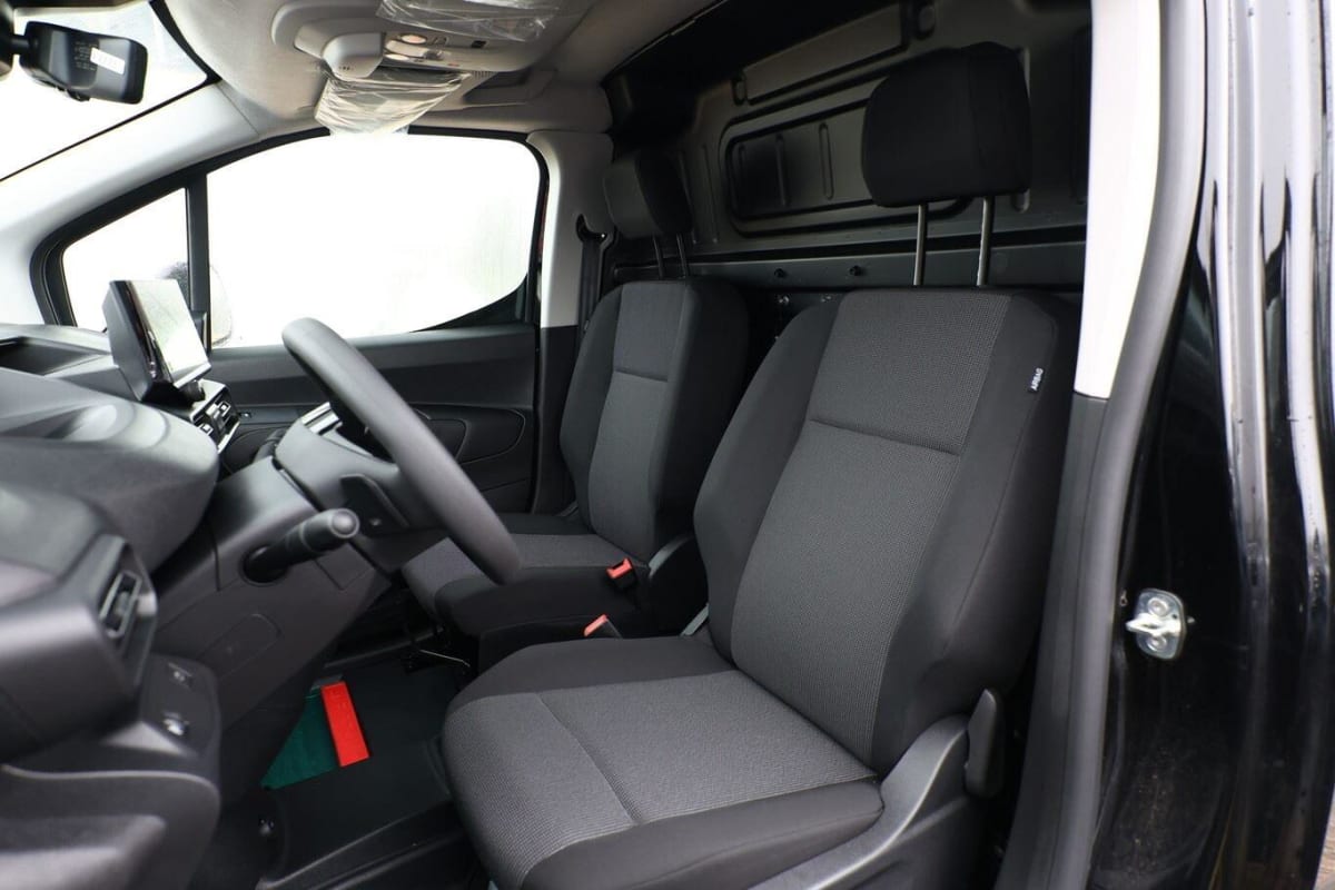 PEUGEOT PARTNER STANDARD 1.5 HDI 130 HP EAT8