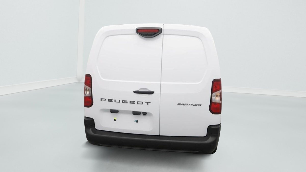 PEUGEOT PARTNER XL 950KG HDI 130CH EAT8