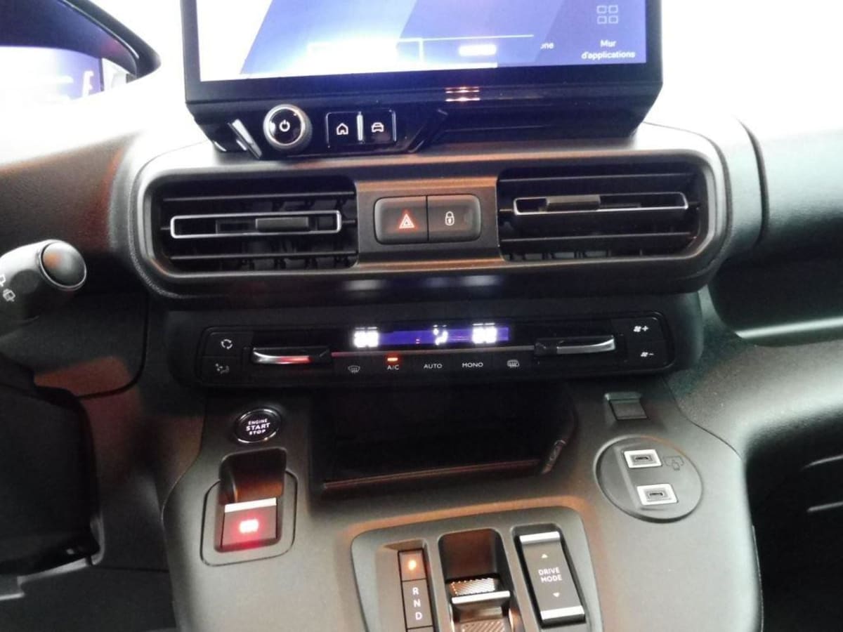 PEUGEOT PARTNER XL 950KG HDI 130CH EAT8