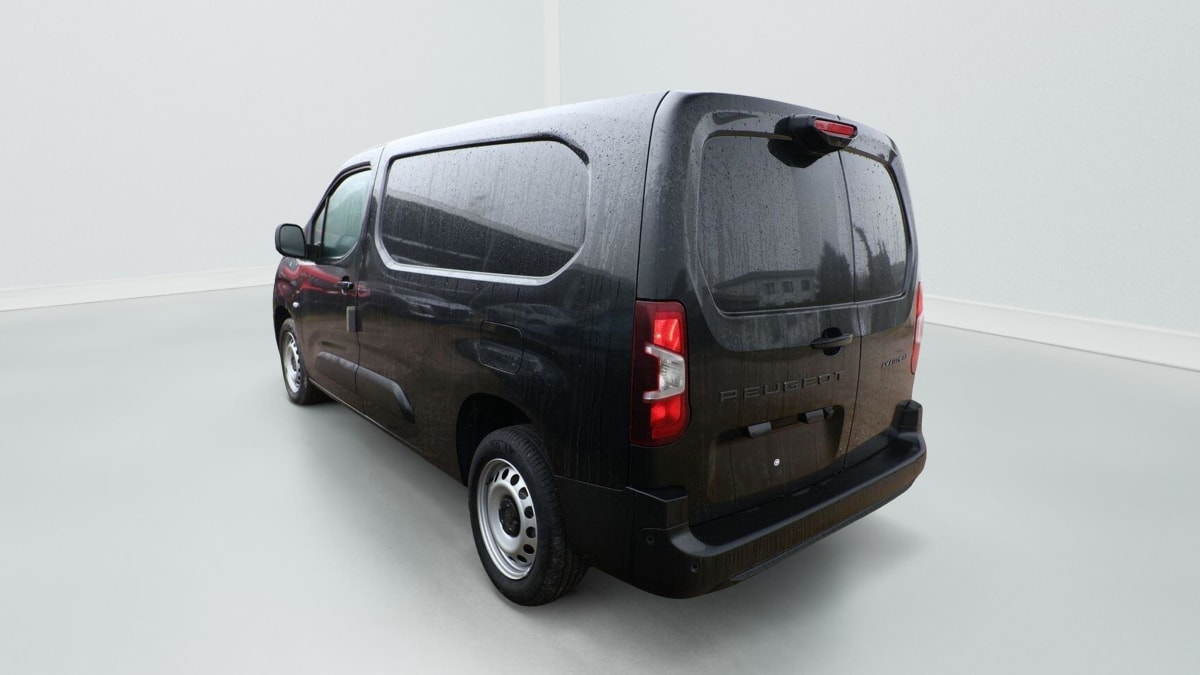 PEUGEOT PARTNER STANDARD 1.5 HDI 130 HP EAT8