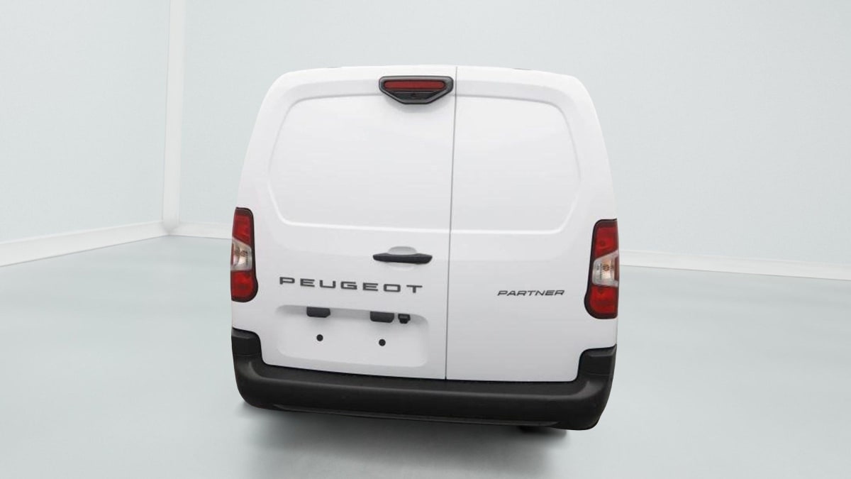 PEUGEOT PARTNER XL 950KG HDI 130CH EAT8