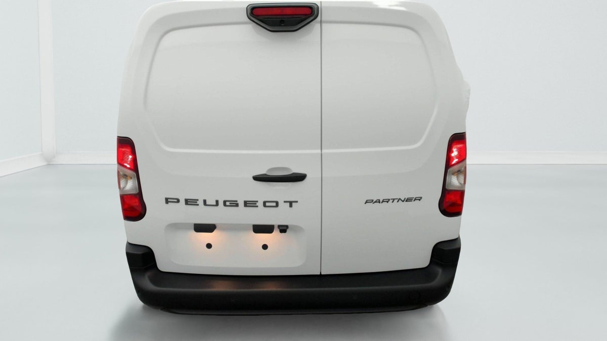PEUGEOT PARTNER FOURGON XL 950 KG HDI 130 EAT8
