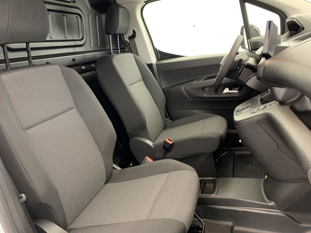 PEUGEOT PARTNER FOURGON XL 950 KG HDI 130 EAT8