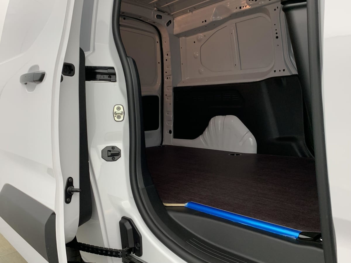 PEUGEOT PARTNER FOURGON XL 950 KG HDI 130 EAT8