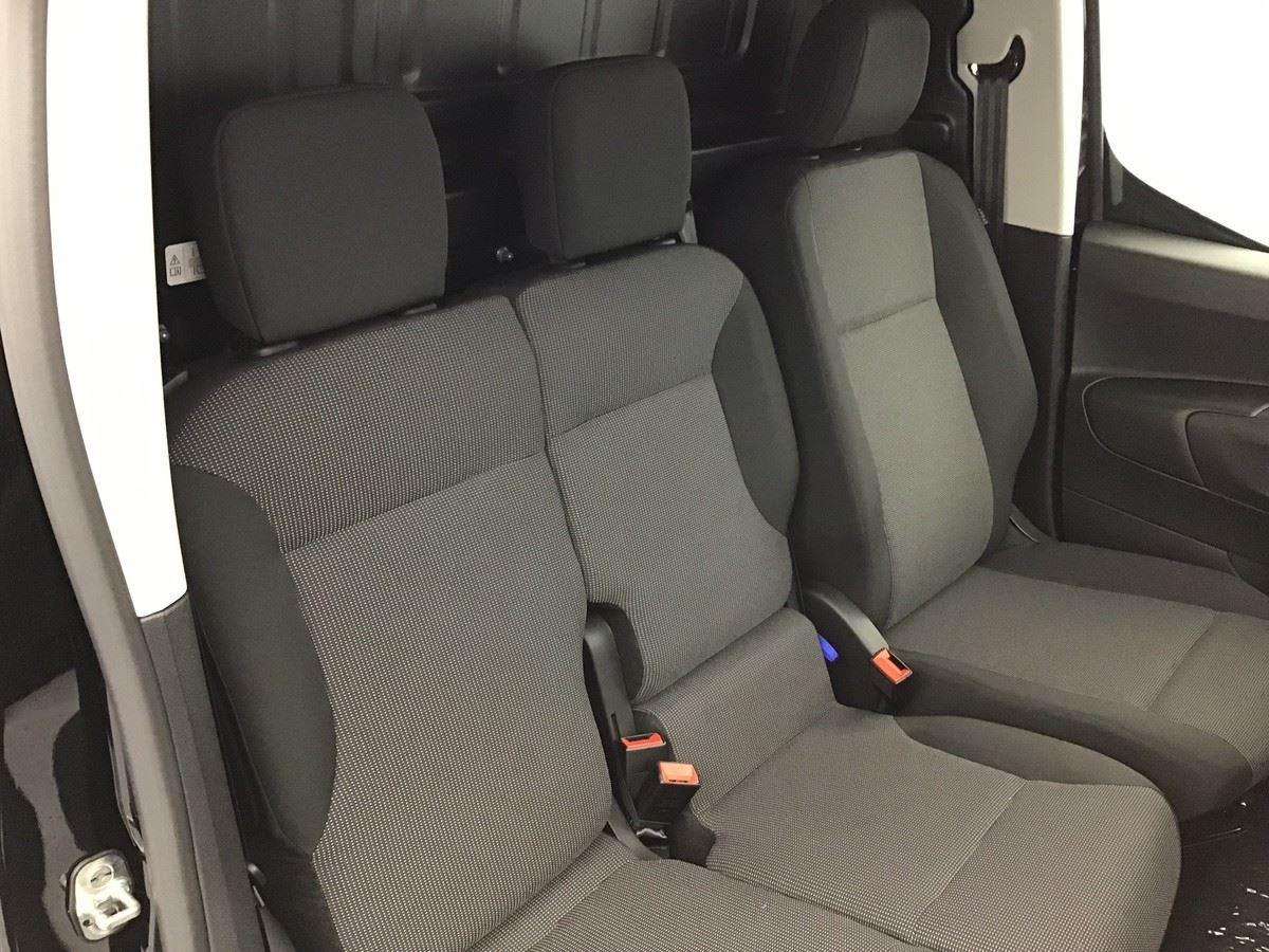 PEUGEOT PARTNER FOURGON M 650 KG HDI 130 EAT8