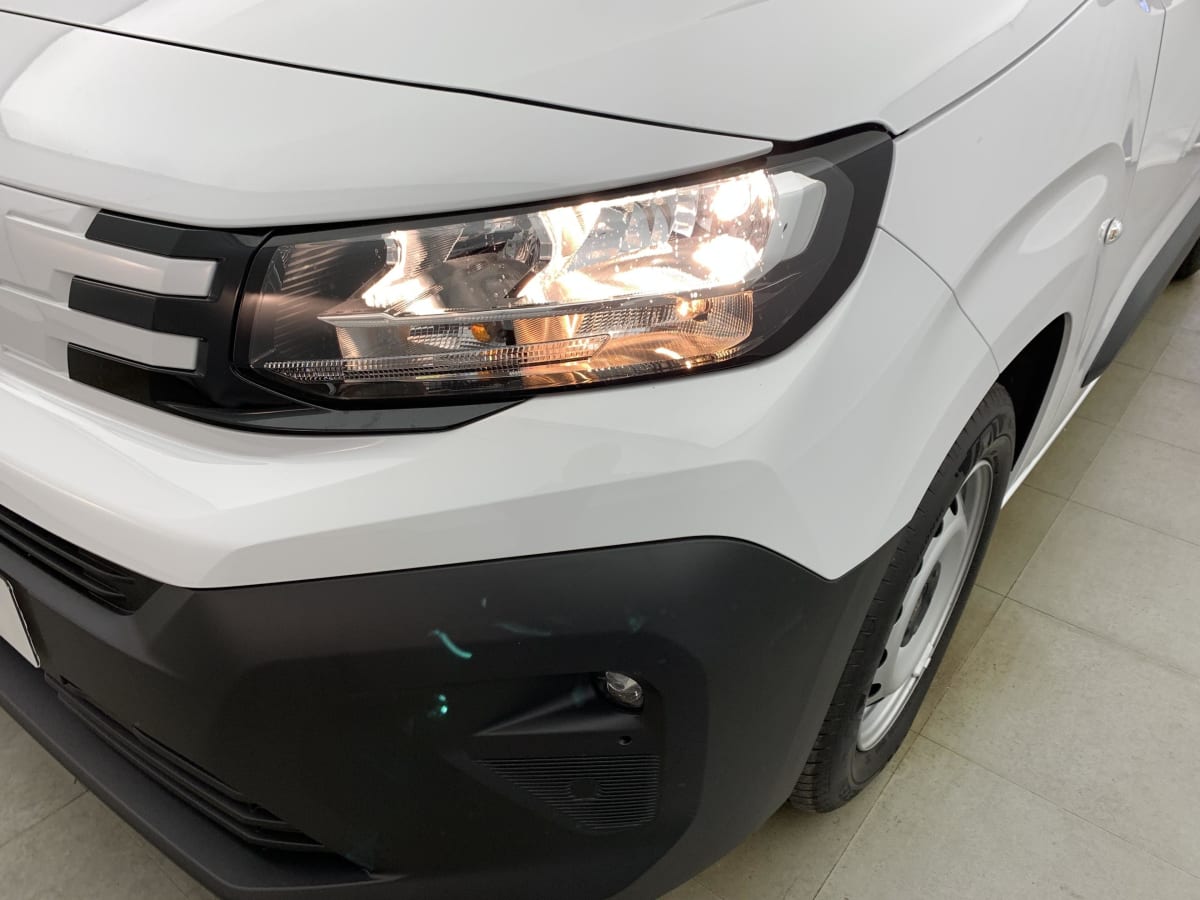 Peugeot Partner Fourgon - Image 22