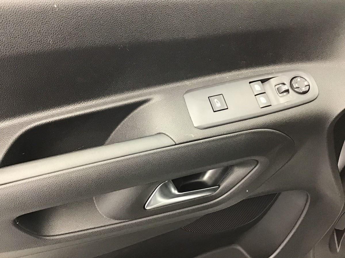 PEUGEOT PARTNER STANDARD HEAVY 1000 KG VAN 1.5 HDI 130