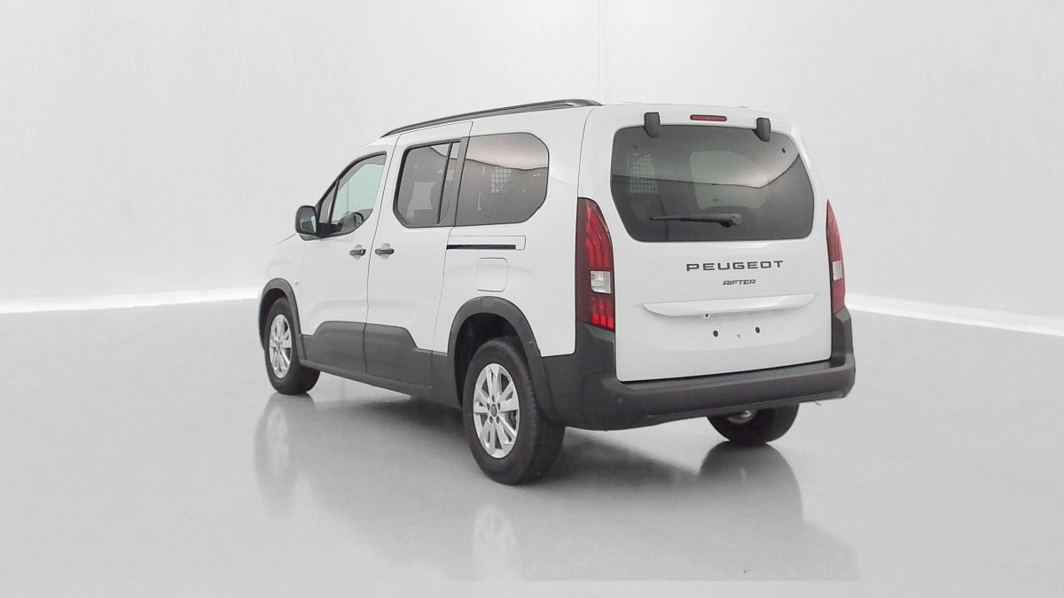 PEUGEOT RIFTER RIFTER XL 1.5 HDI 130 ALLURE EAT8