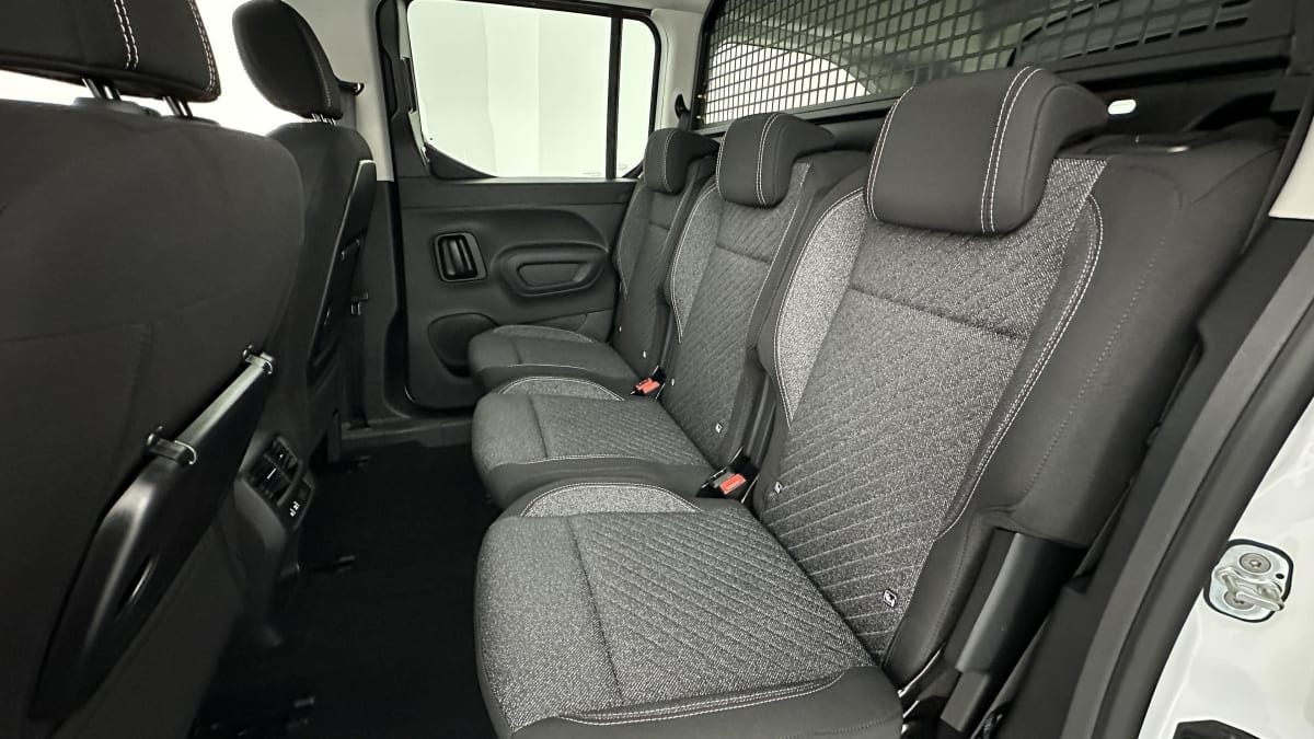 PEUGEOT RIFTER RIFTER XL 1.5 HDI 130 ALLURE EAT8