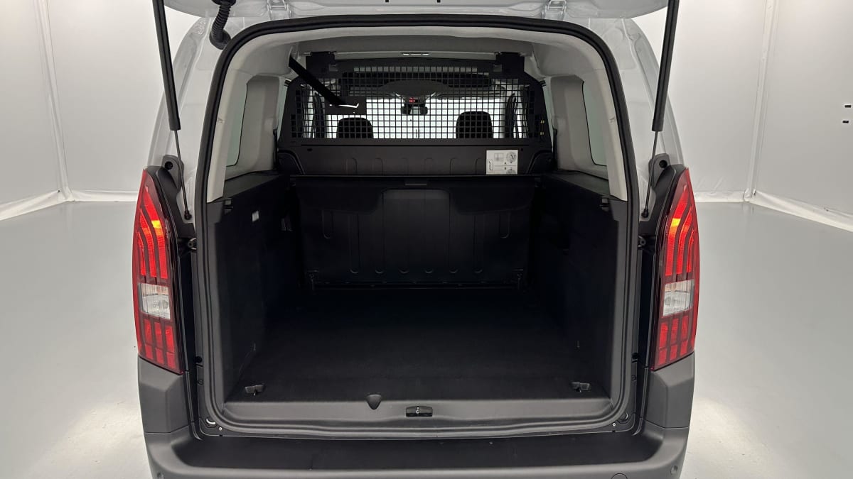 PEUGEOT RIFTER RIFTER XL 1.5 HDI 130 ALLURE EAT8