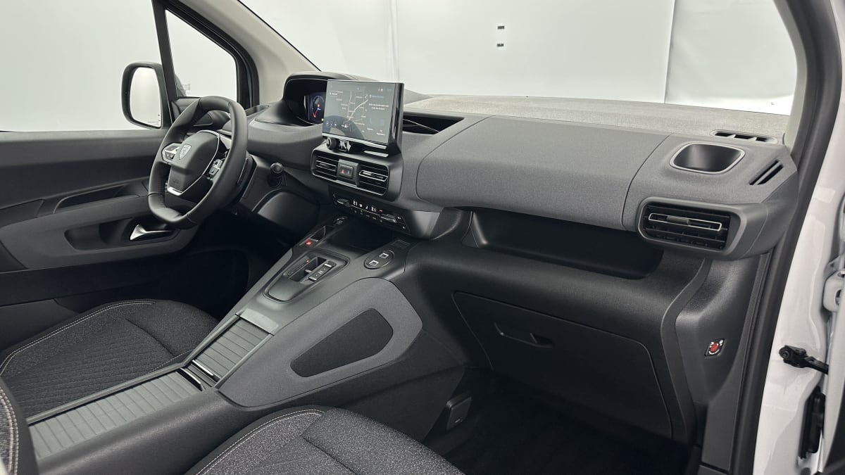 PEUGEOT RIFTER RIFTER XL 1.5 HDI 130 ALLURE EAT8