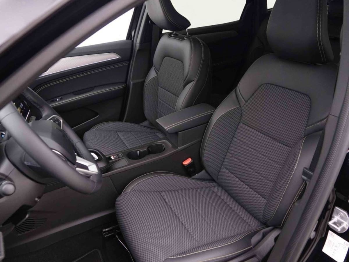 RENAULT ARKANA 1.6 E-TECH FULL HYBRID 145 TECHNO