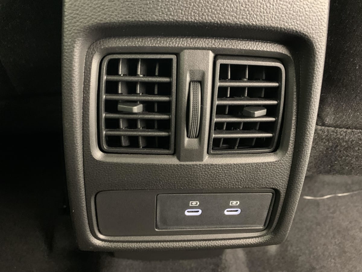 Renault Captur - Image 50