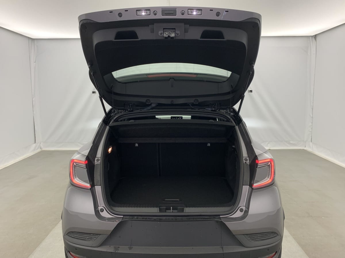 Renault Captur - Image 33