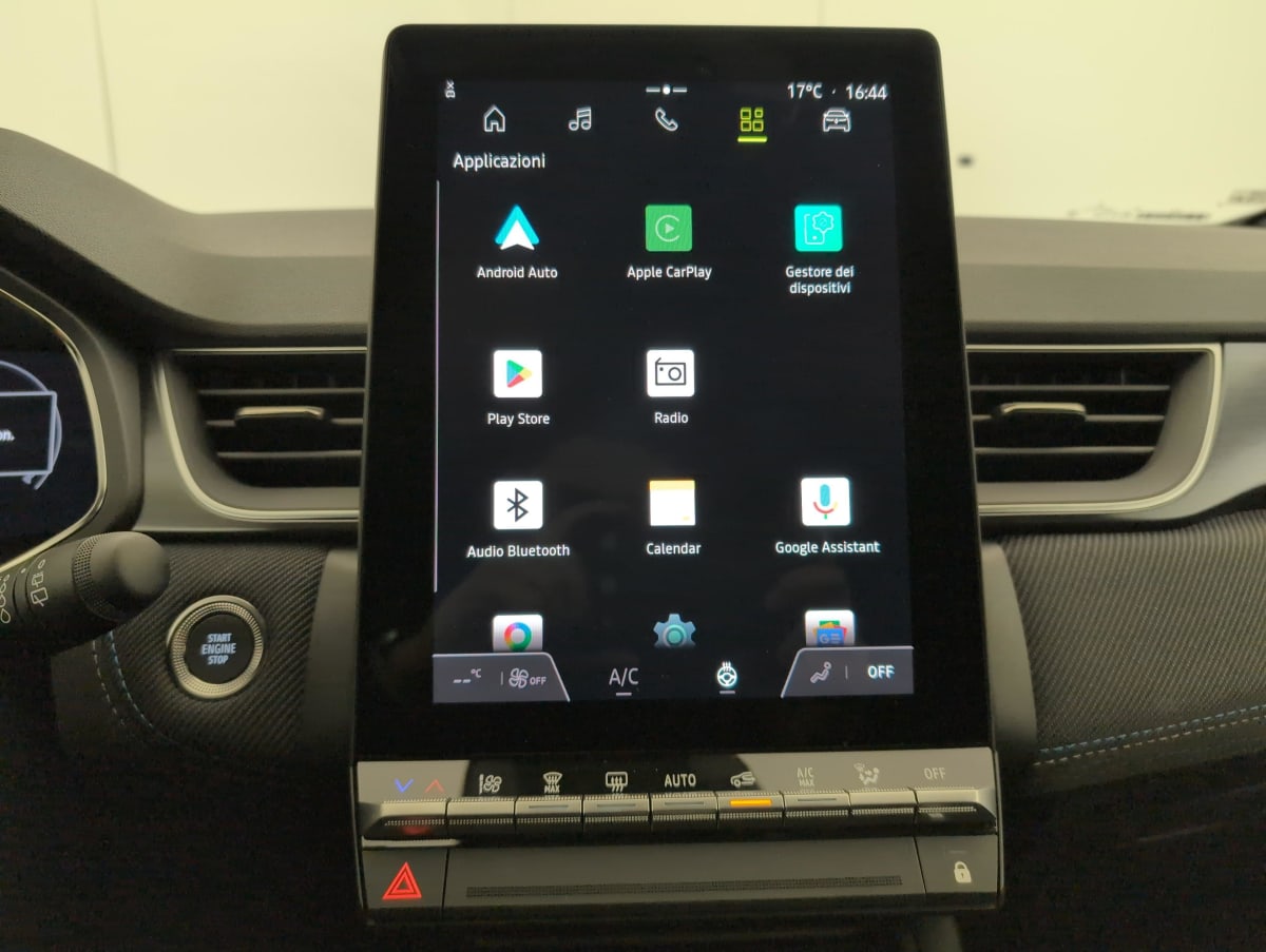 Renault Captur - Image 24