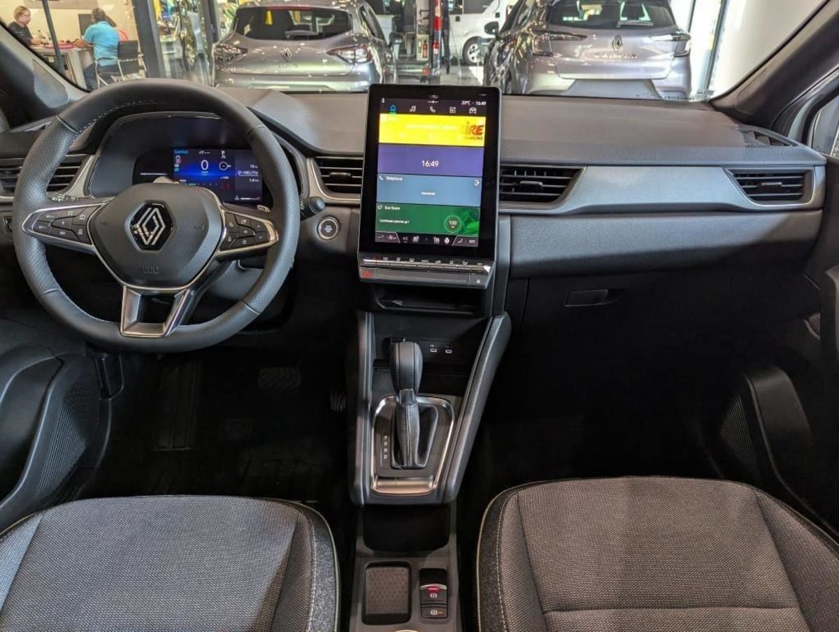 RENAULT CAPTUR CAPTUR MILD HYBRID 160 EDC TECHNO