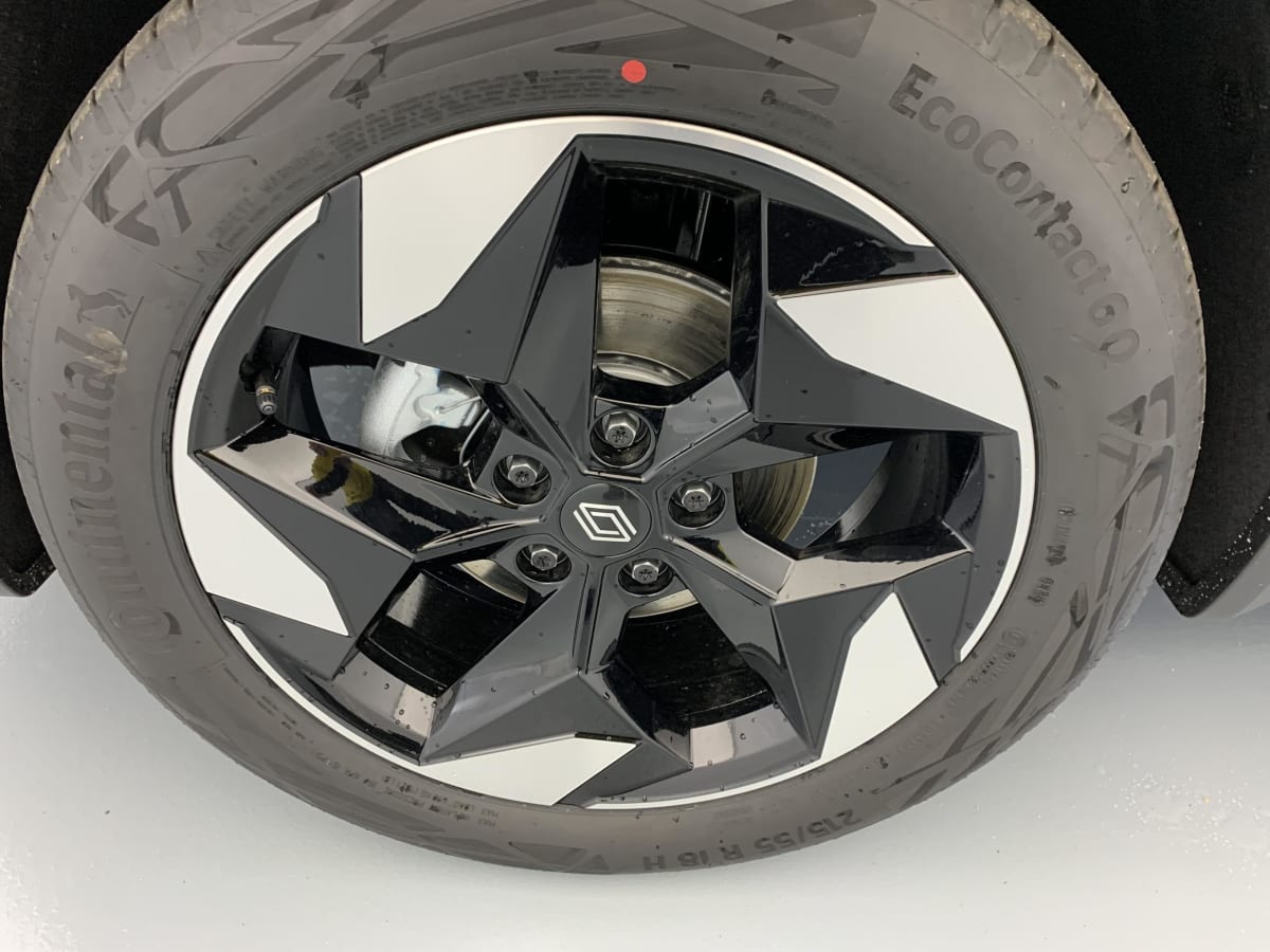 Renault Captur - Image 24