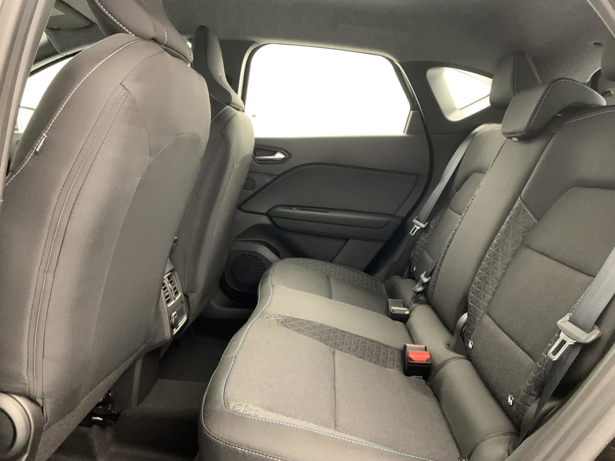 Renault Captur - Image 98