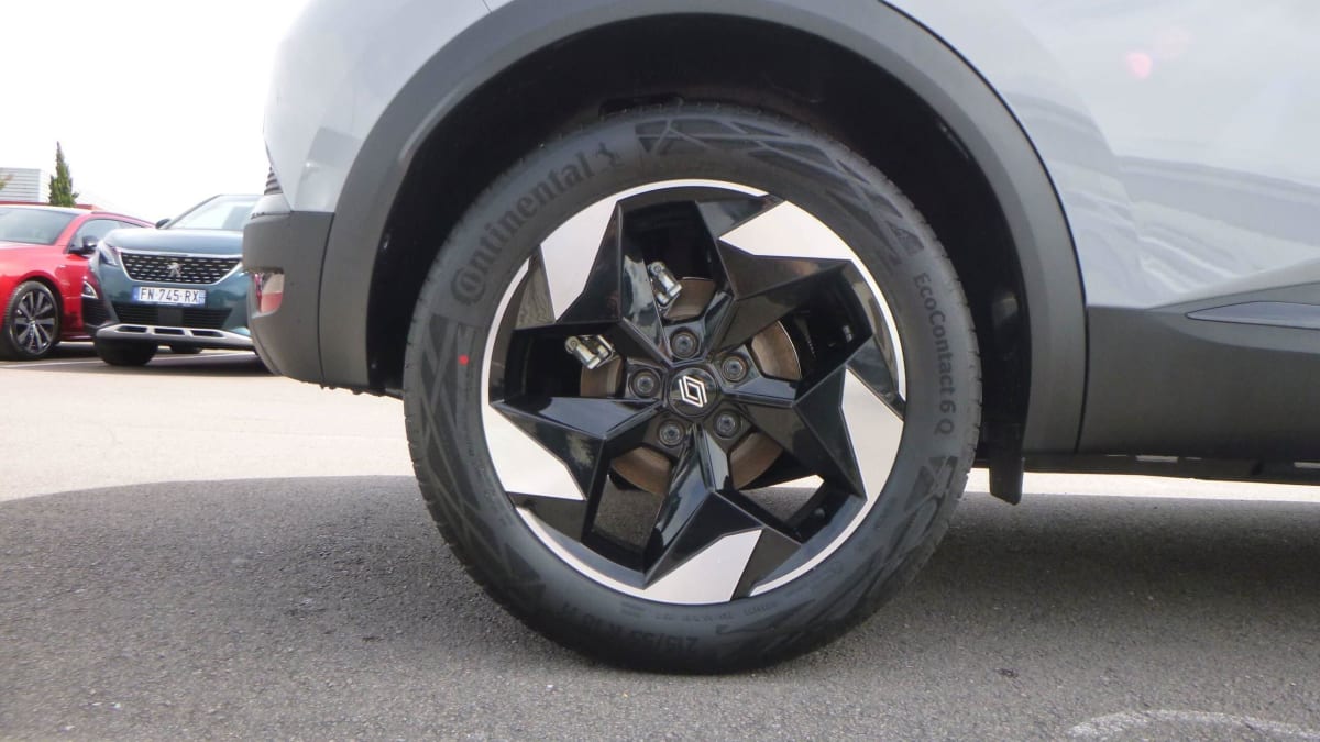 RENAULT CAPTUR CAPTUR MILD HYBRID 160 EDC TECHNO
