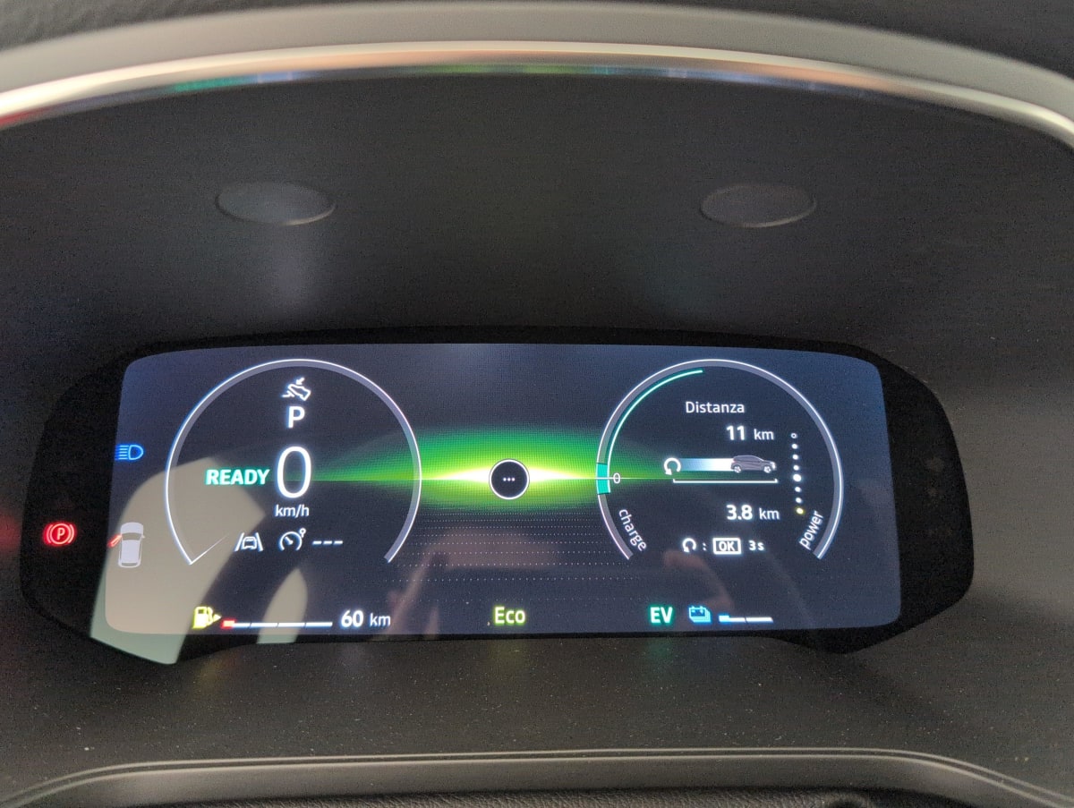 Renault Captur - Image 35
