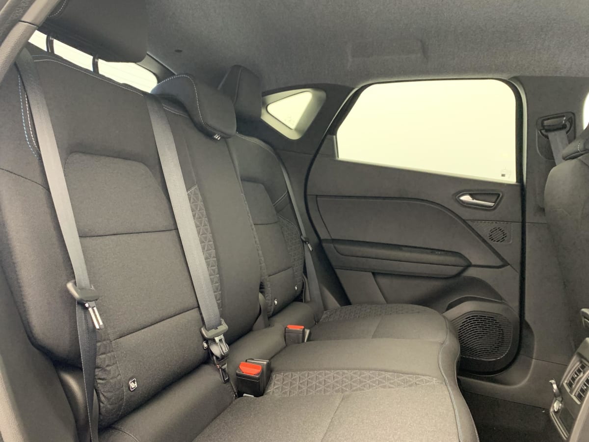 Renault Captur - Image 10