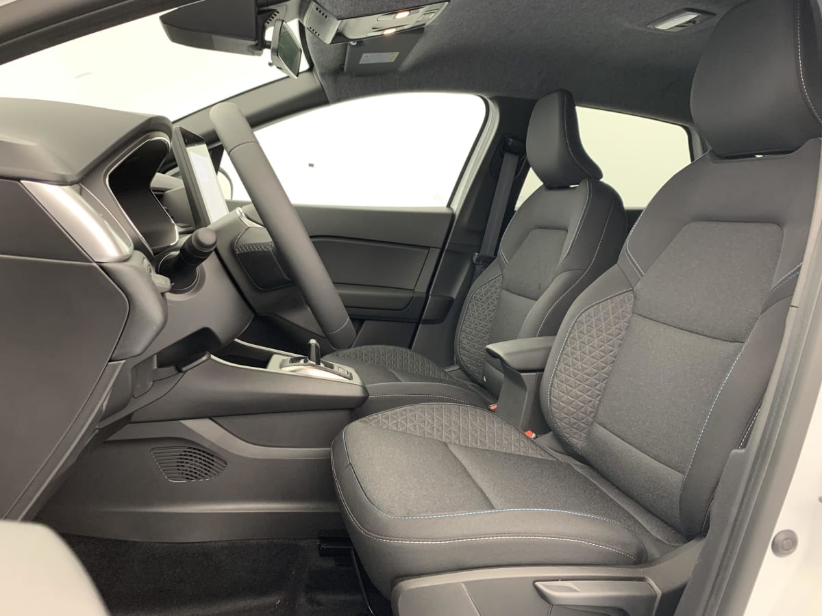 Renault Captur - Image 38