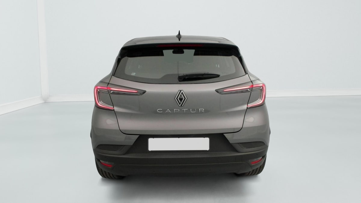 Renault Captur - Image 32