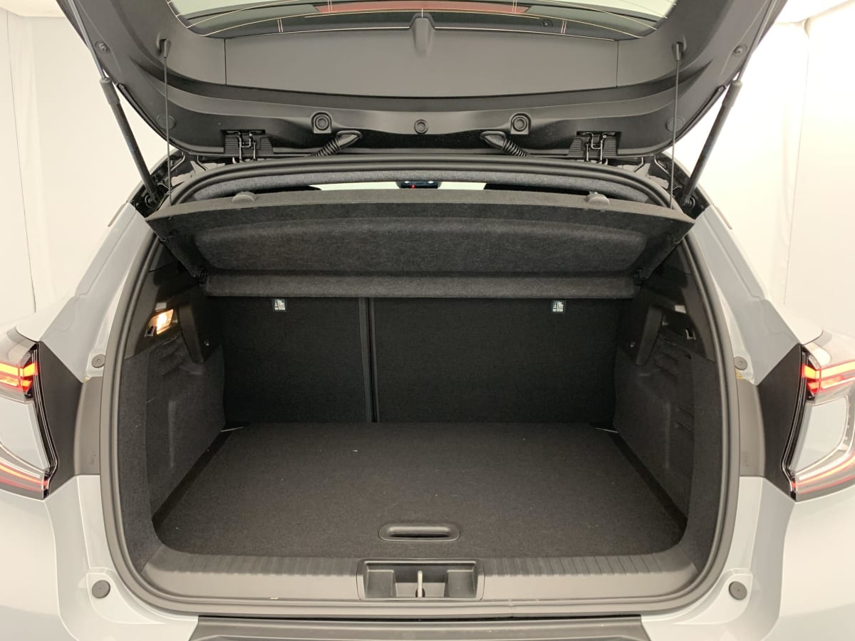 Renault Captur - Image 61
