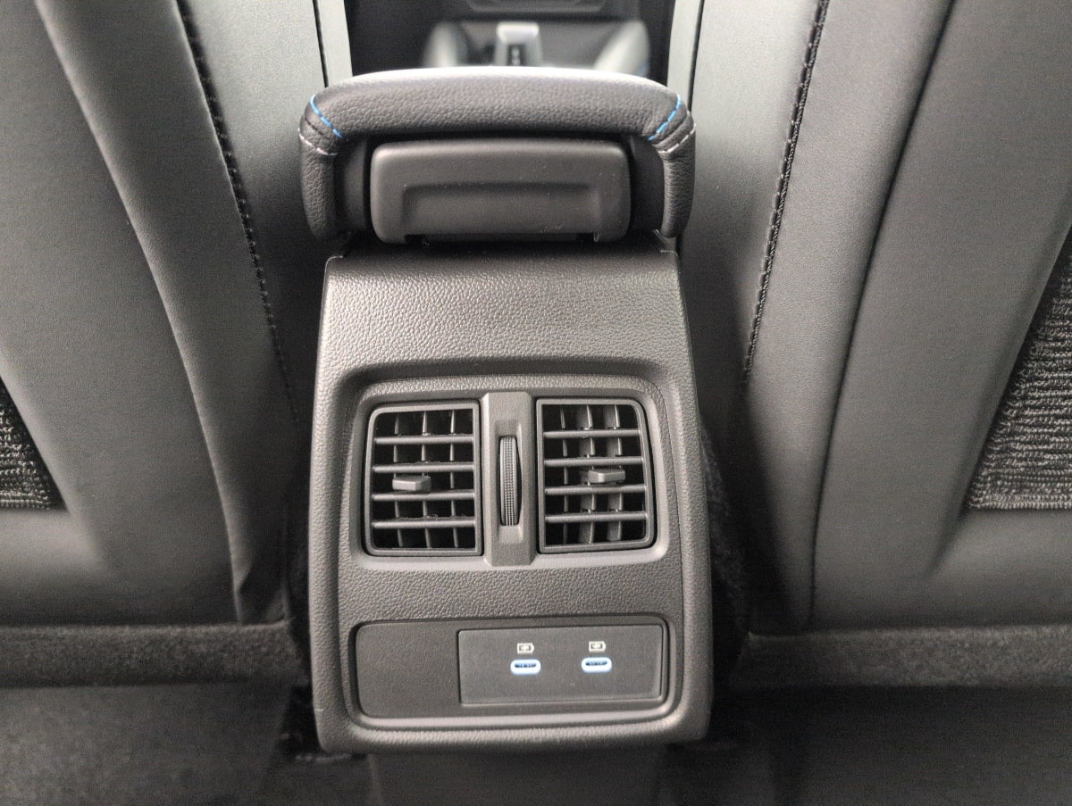 Renault Captur - Image 19