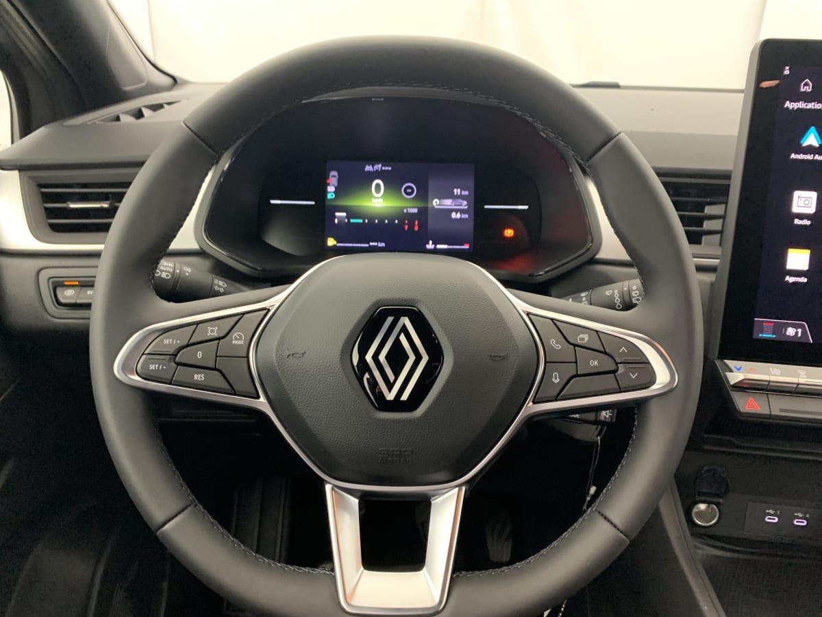 Renault Captur - Image 36