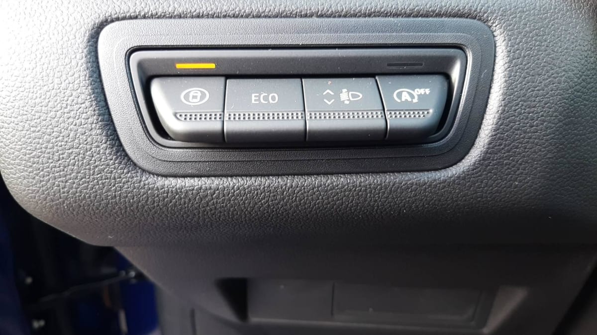 Renault Captur - Image 72