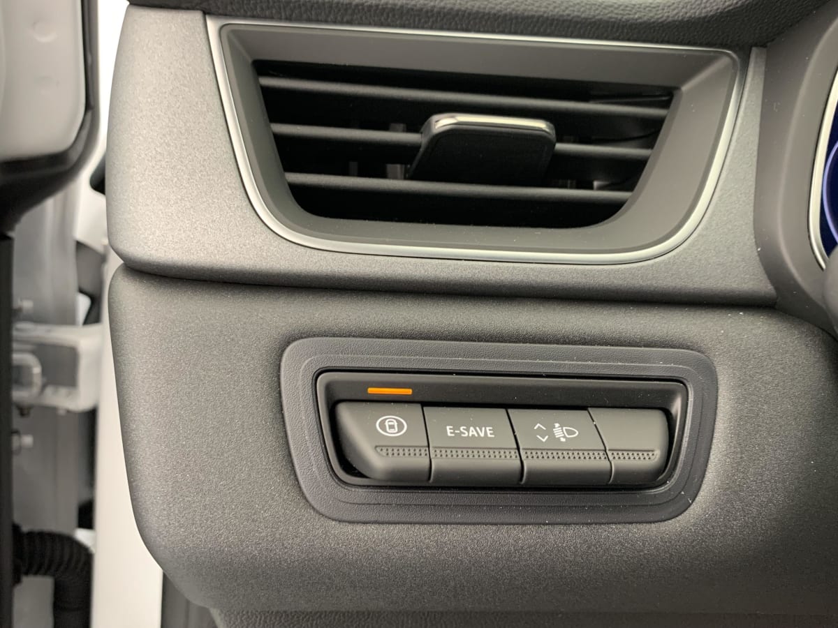 Renault Captur - Image 24