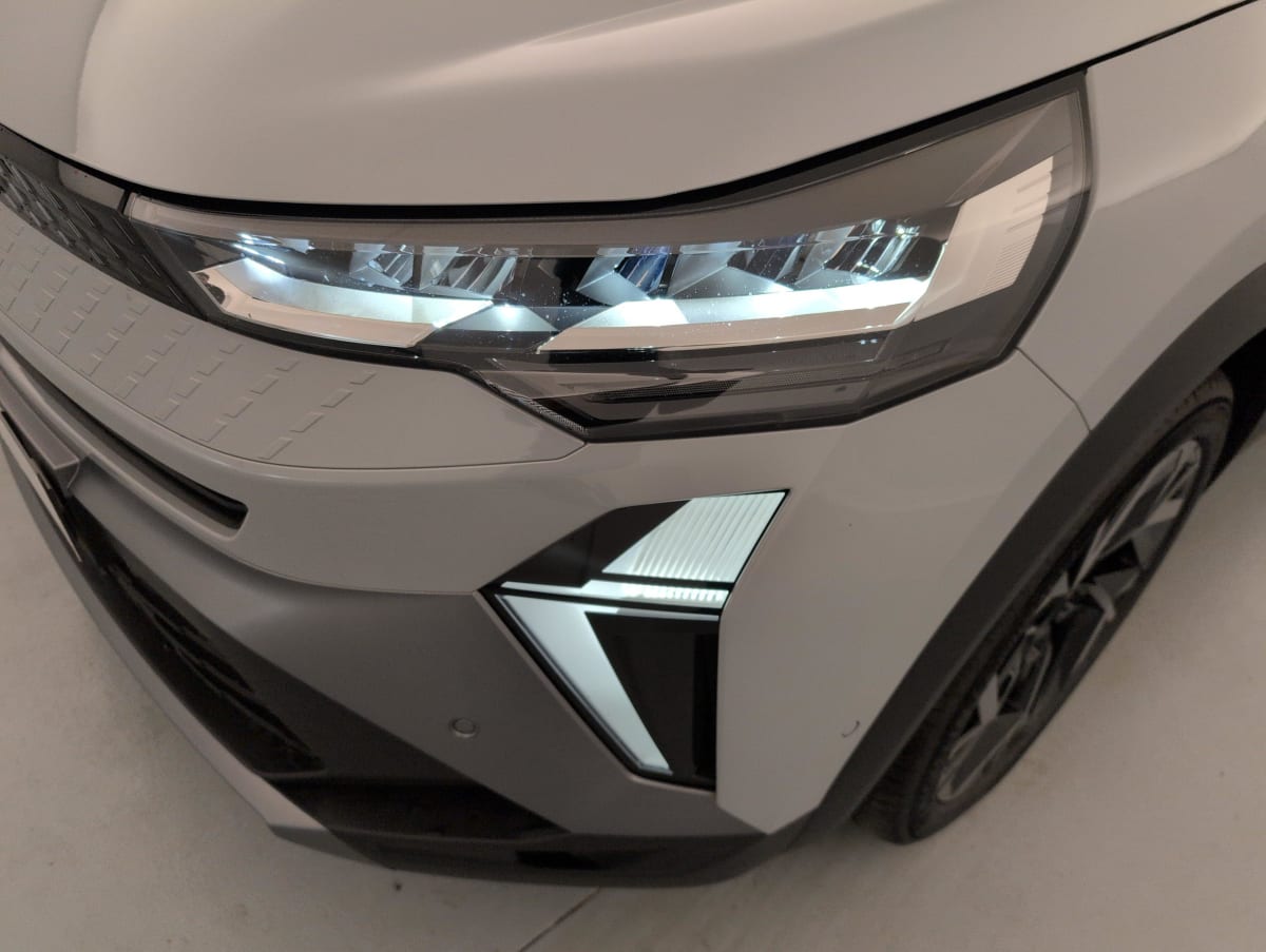 Renault Captur - Image 30